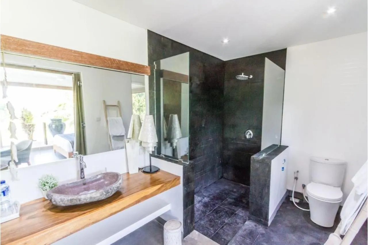 Villa Alopa Seminyak Indonesien