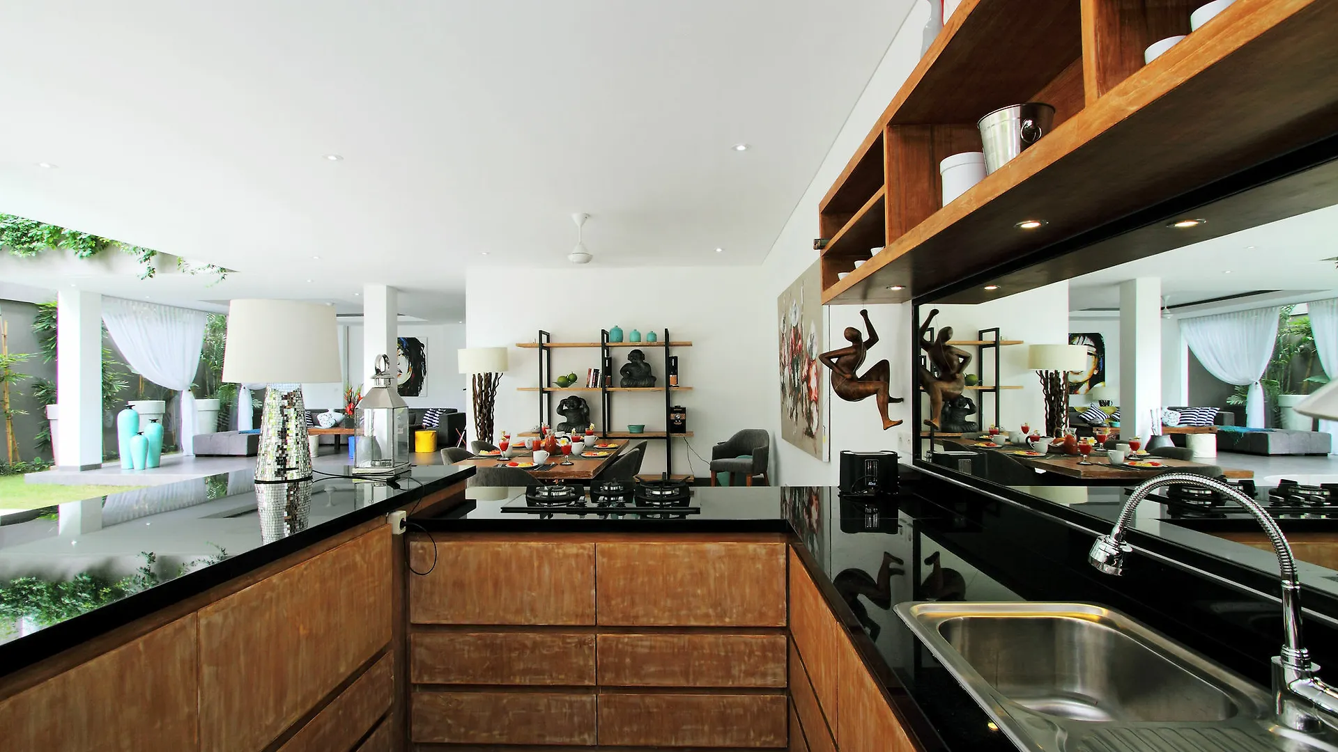 Villa Alopa Seminyak Indonesien